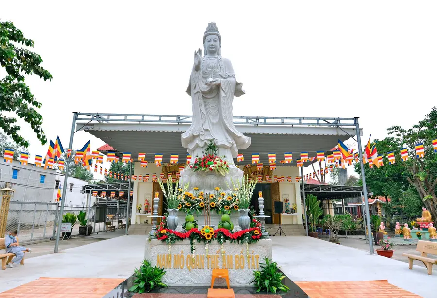 храм «Tan Hoa»