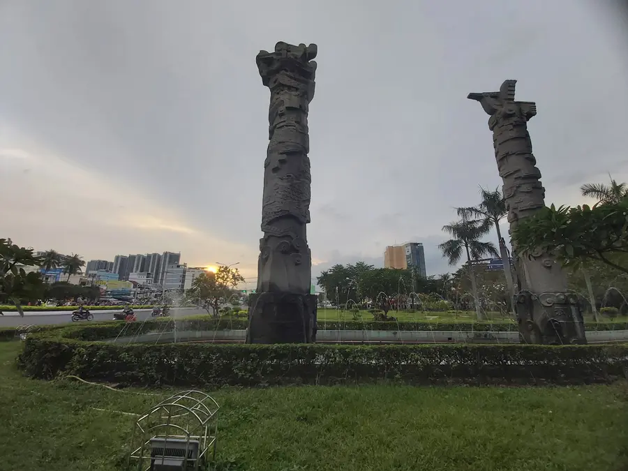 парк «Tan Thuan»
