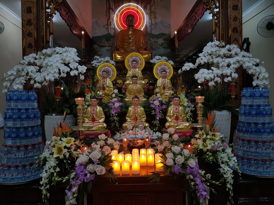 храм «Long Vinh»