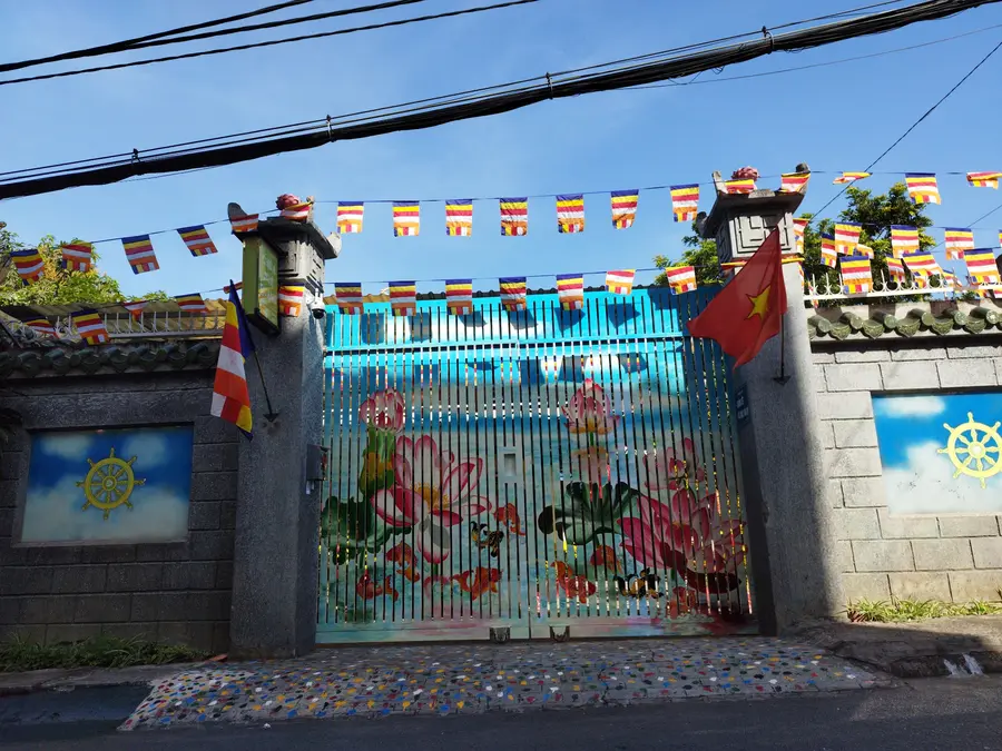 храм «Hue Quang»