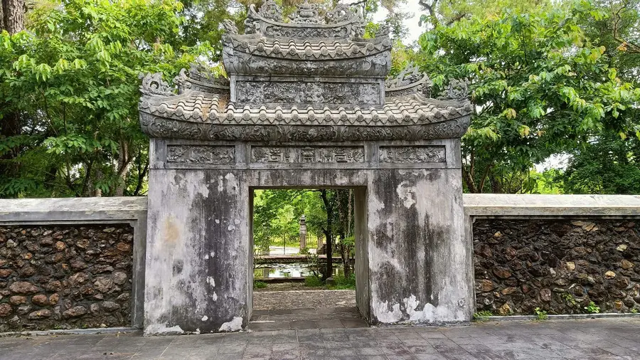 храм «Lieu Quan»