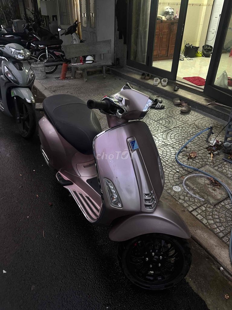 Фото 2: Piaggio Vespa Sprint 2022 iGet Розовый Порше