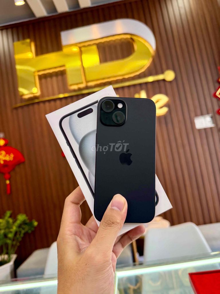 Apple iPhone 15 256GB Черный, супер плавный