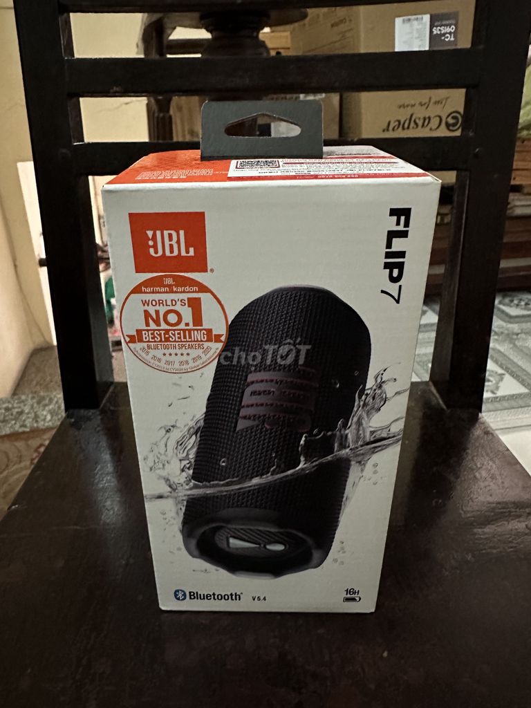 Фото 2: Bluetooth-колонка JBL Flip 7, чёрная, новая