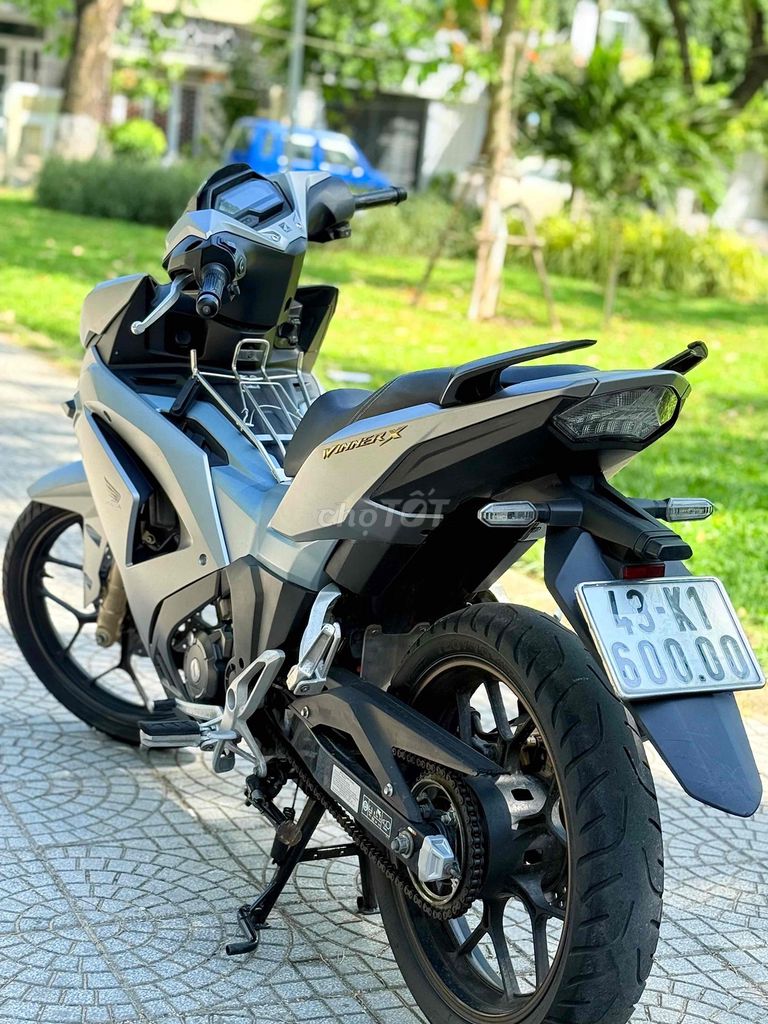 Фото 2: Honda Winner X V3 2022 Серебристый