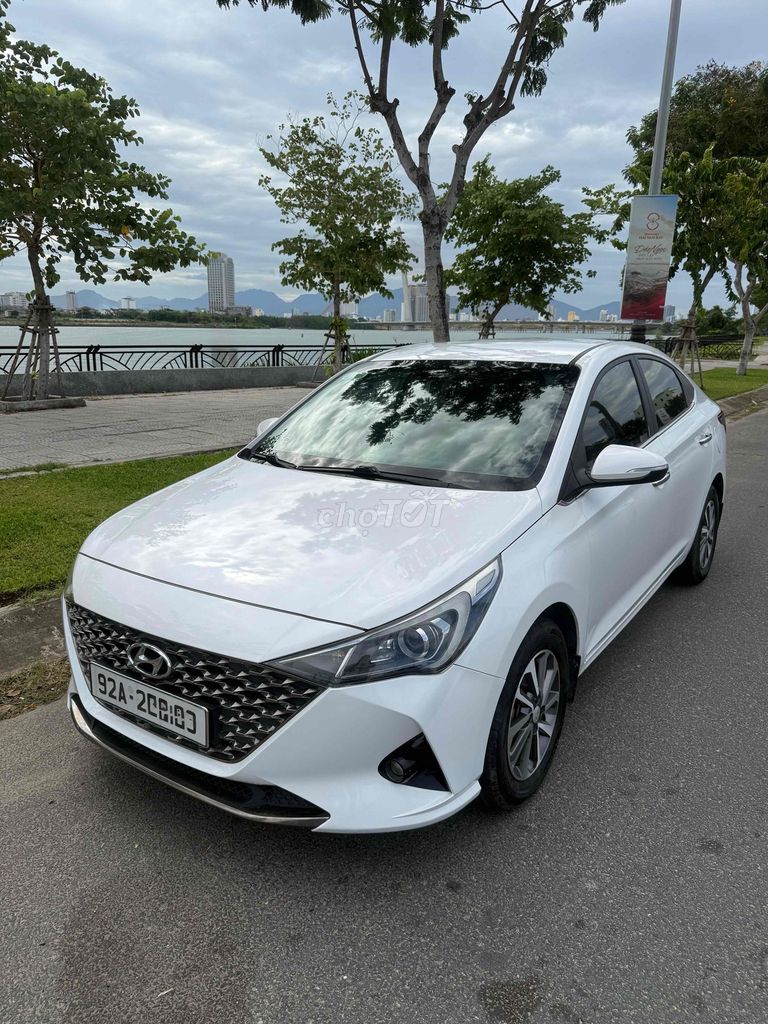 Фото 2: Hyundai Accent 2021 Стандарт Автомат 61 000 км T