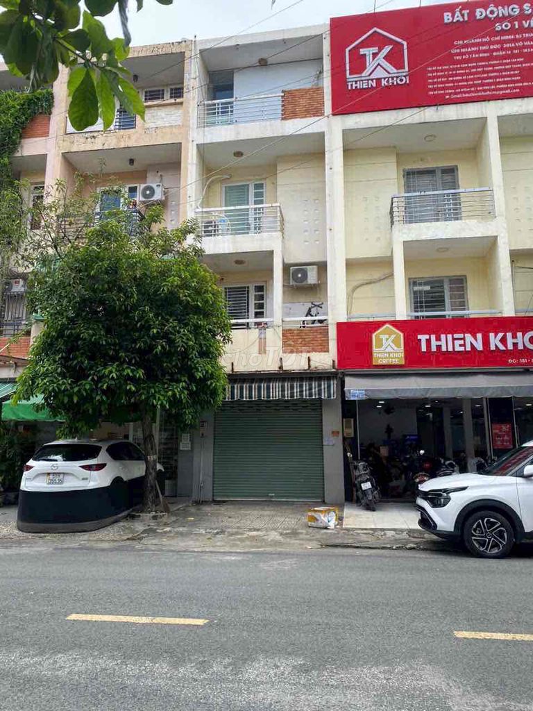 Фото 3: Дешево! Фасад Nguyễn Sỹ Sách 4x16м, 4 этажа, цена 12,9 млрд, торг