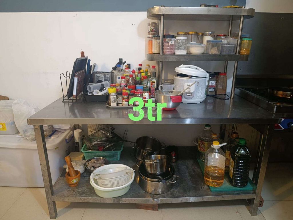 Bàn bếp công nghiệp Inox Bạc