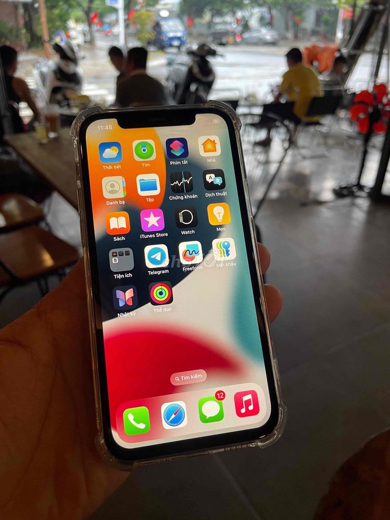 Apple iPhone 12 Вонг