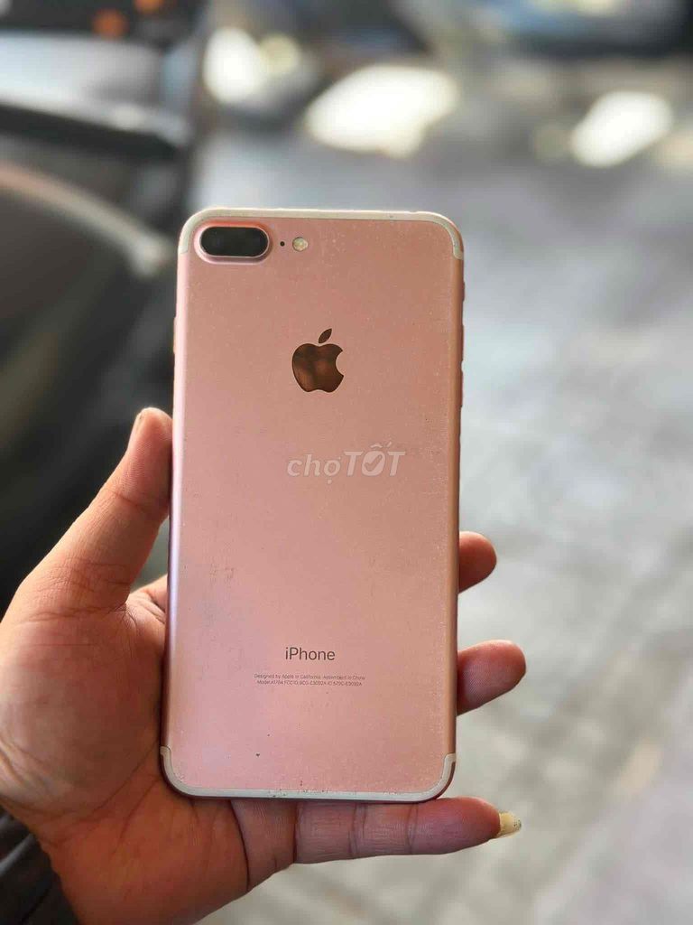 iPhone 7 Plus 32GB розовое золото как новый