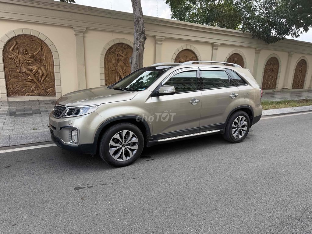 Kia Sorento 2017 дизель 7 мест песочный 89 897 км