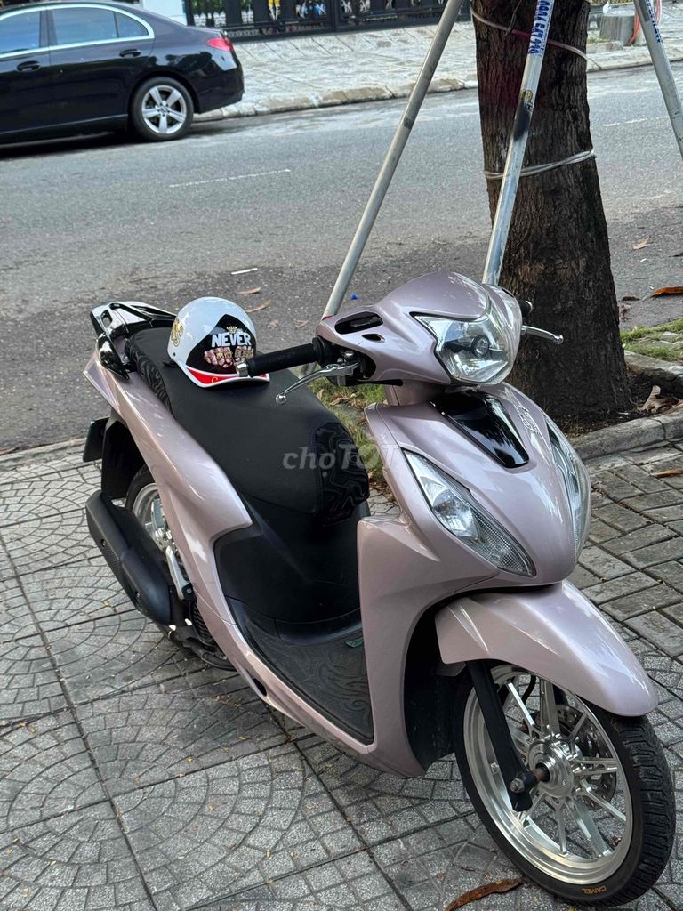 Фото 2: Honda Vision розовый