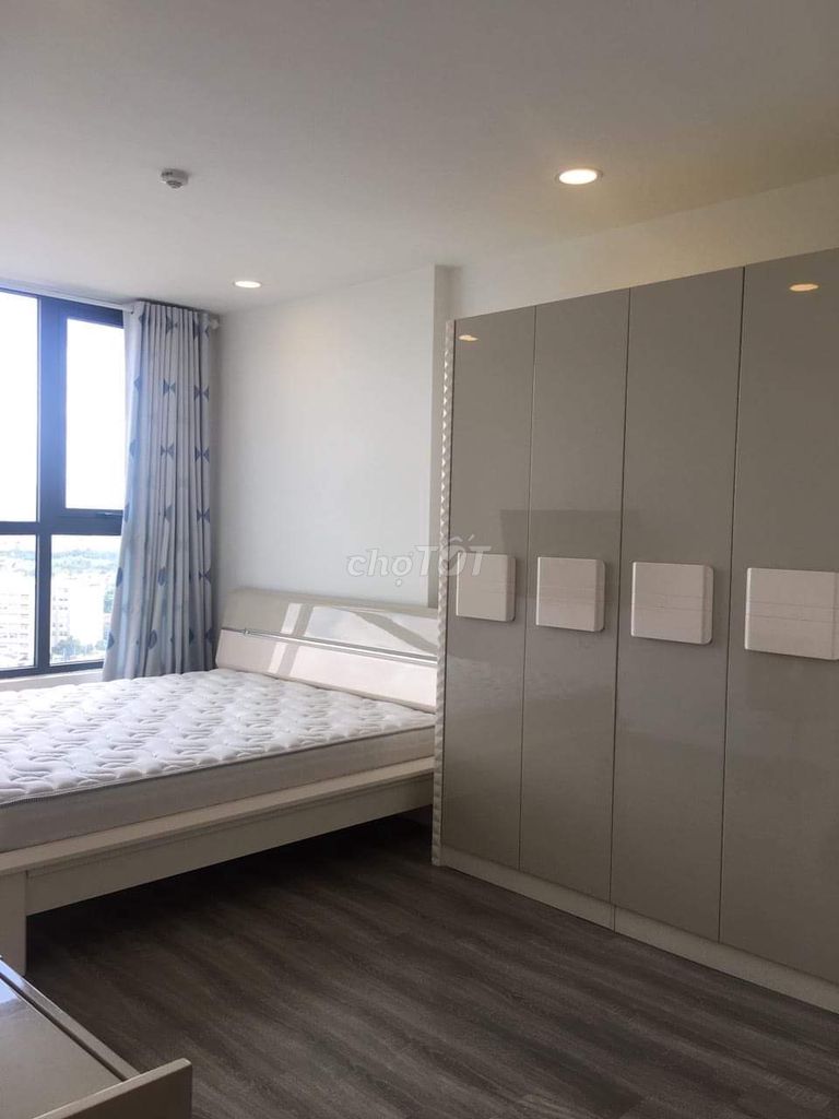Фото 3: Угловая квартира 110 м² в Riva Park View с красивым видом на реку с трёх сторон