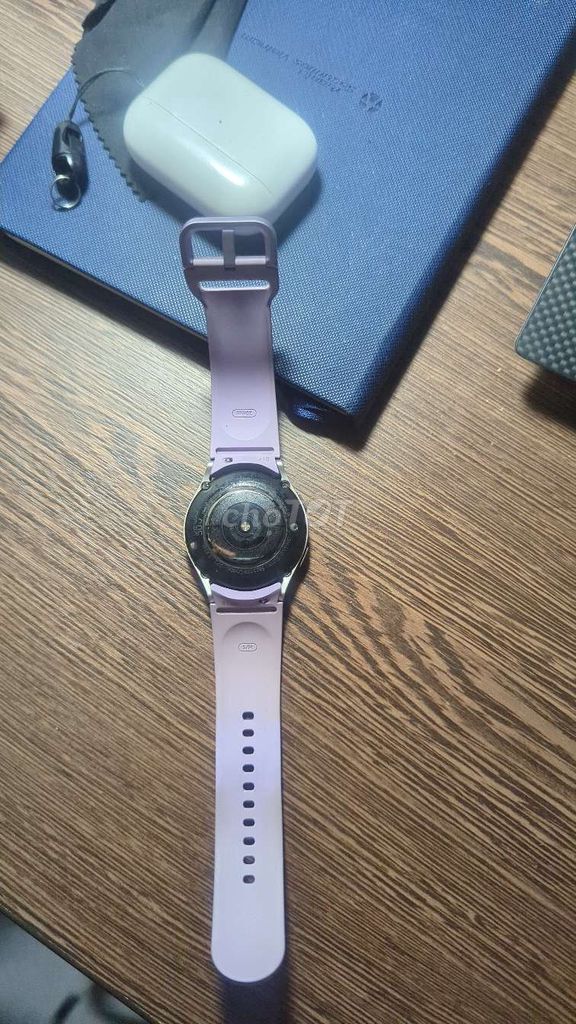 Фото 2: Samsung Galaxy Watch5 Фиолетовый