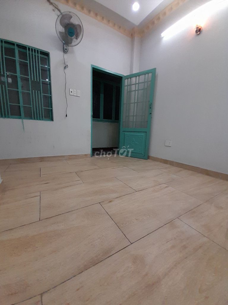 Фото 2: Сдается комната 13 м², район Таншон, Хошимин (бывший район Танбинь)