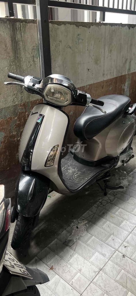 Piaggio Vespa 50cc Серый Дананг