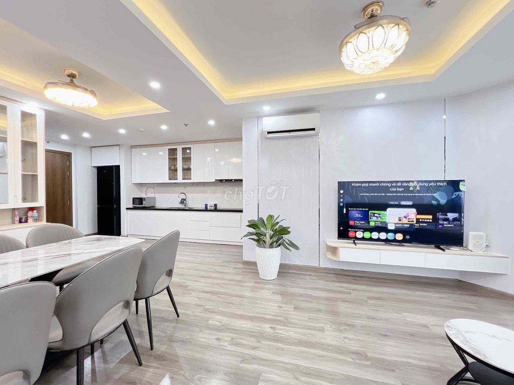 Собственник продаёт угловую квартиру в Hud Building 04 Нгуен Тхьен Тхуат навсегда