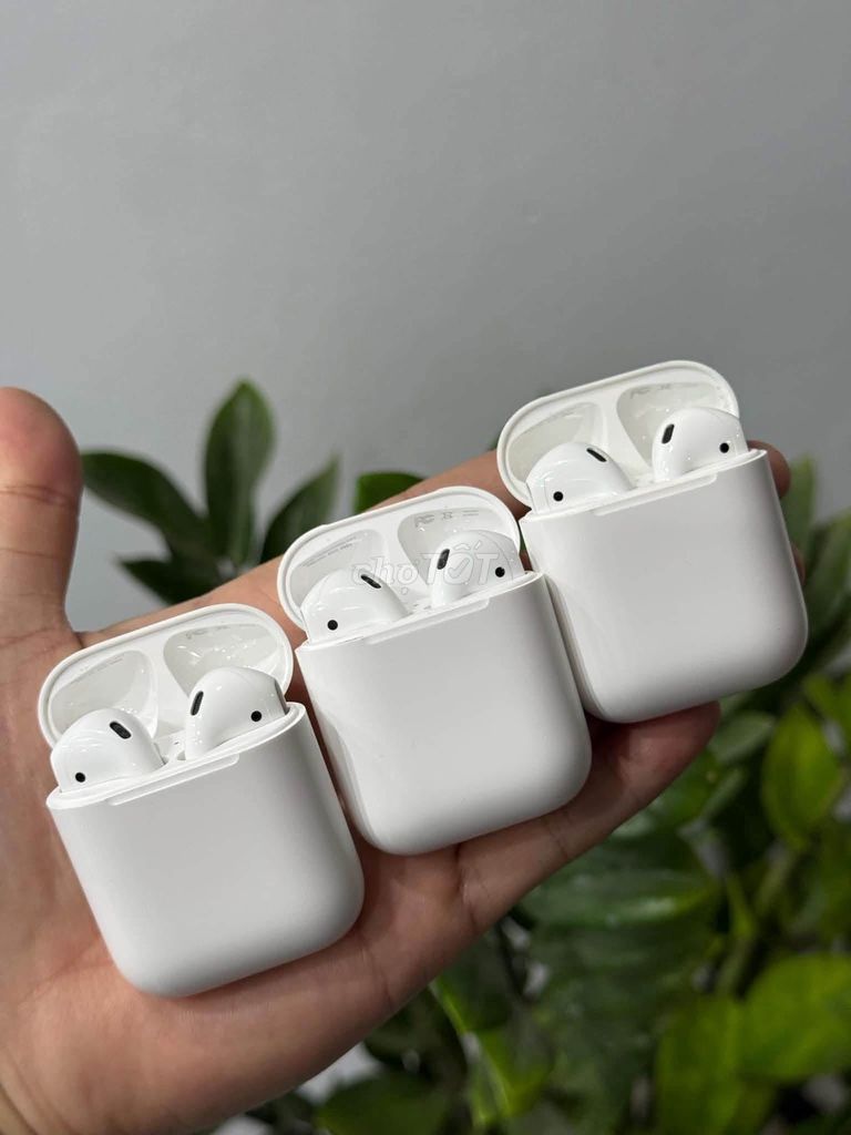 Наушники Apple AirPods 2 Белые как новые