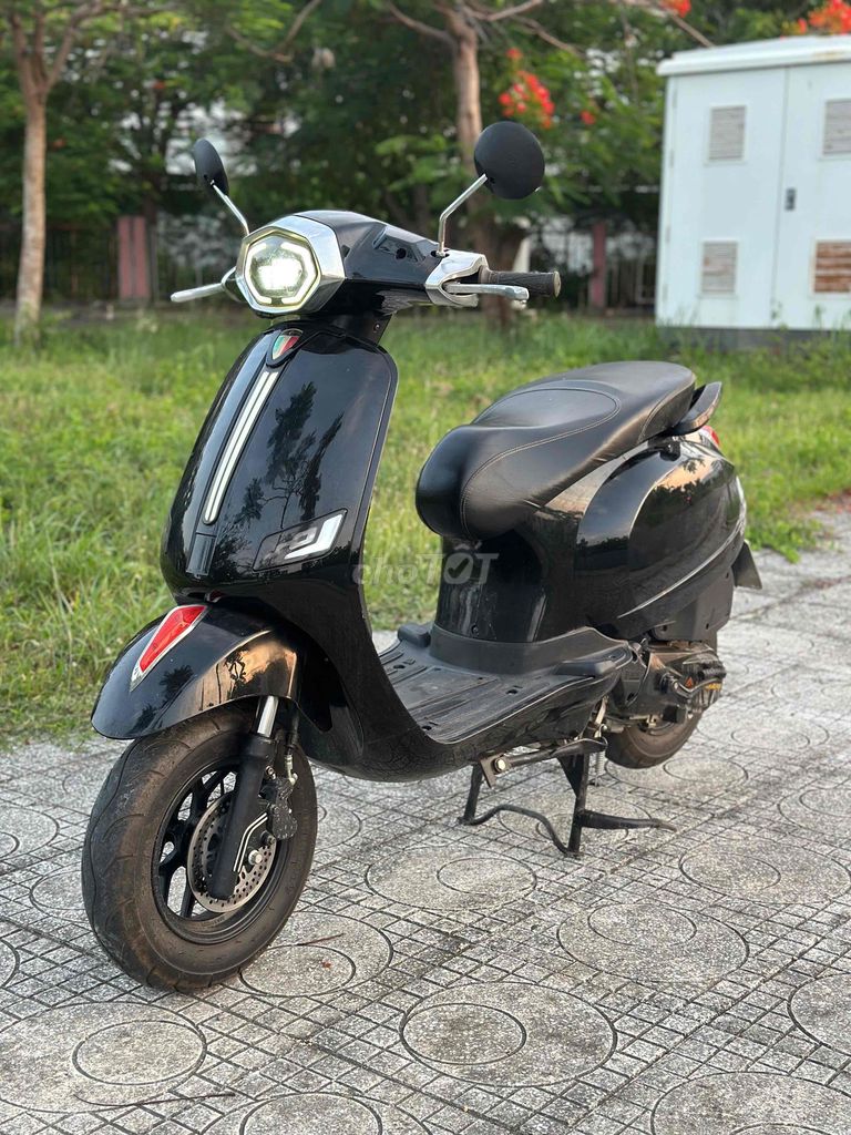 Vespa 50cc 2022 черная