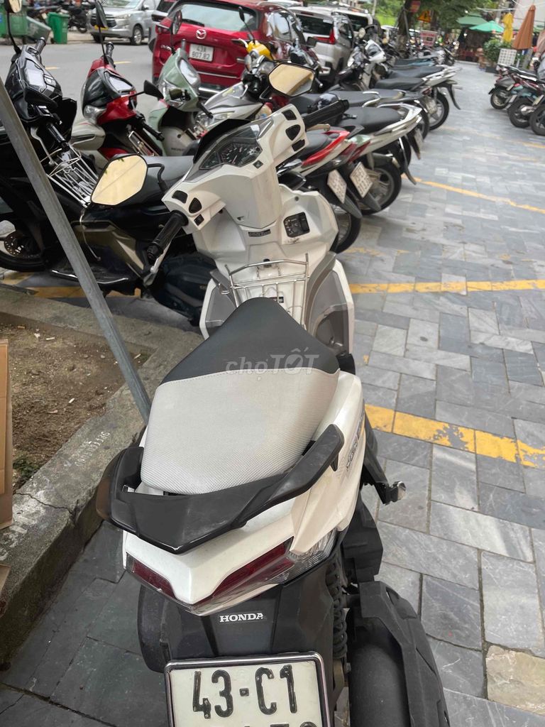 Фото 3: Honda Air Blade Белый Оригинал Новый