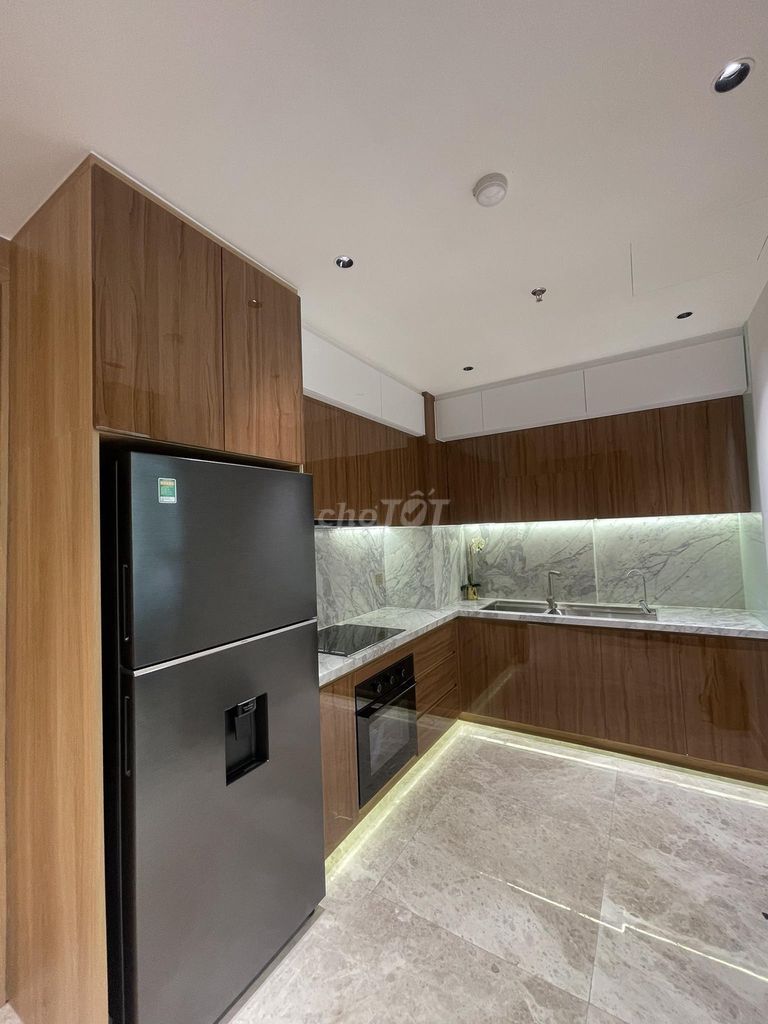 Квартира на берегу реки Хан 2 спальни, 2 санузла, 68 м², 3,8 млрд, полная элитная отделка