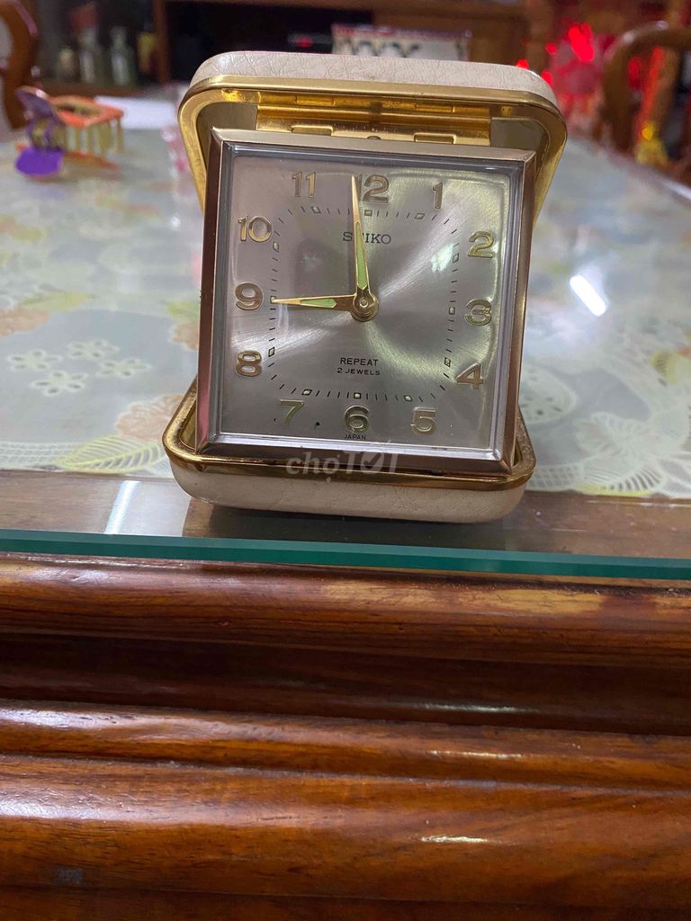 Фото 3: Настольные часы Seiko, металл, золото, классические