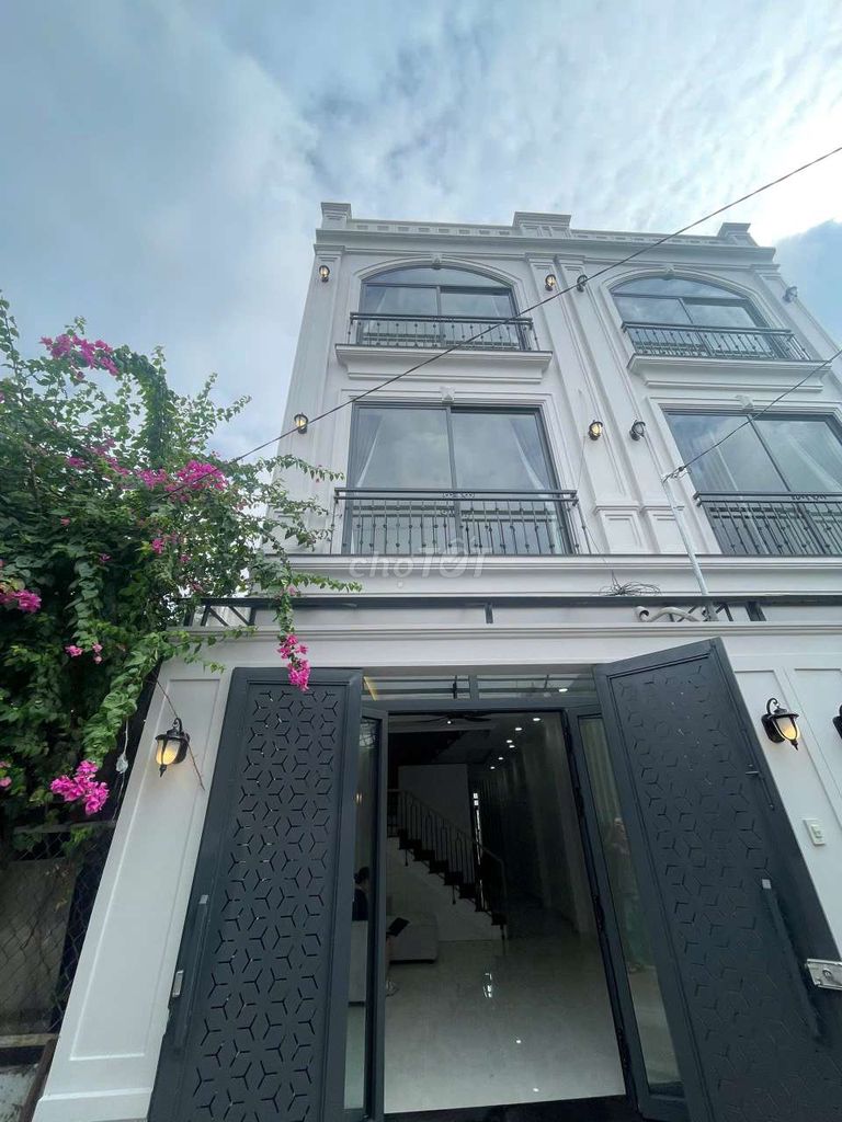 НОВЫЙ ДОМ 4 СПАЛЬНИ 100% - переулок 520, шоссе 13, рядом с Vạn Phúc city