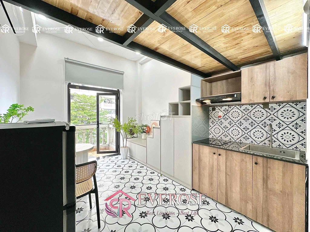 Фото 2: Дуплекс-квартира, большой балкон, полностью меблирована, 35 м², всего от 4,5 млн