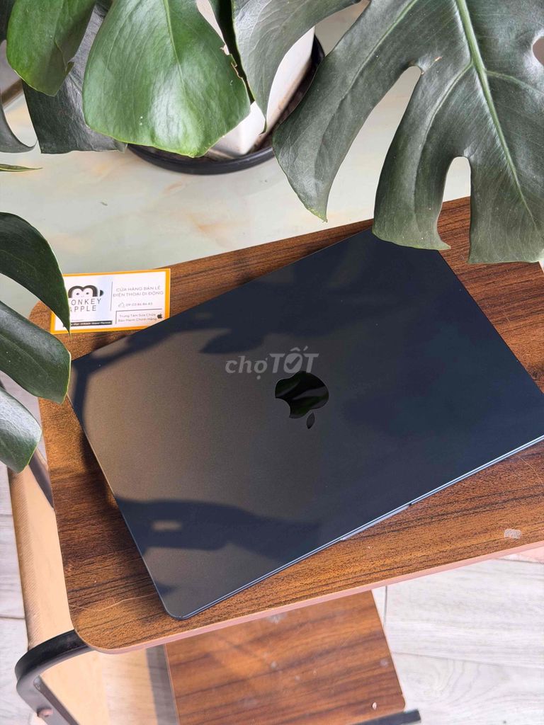 Apple Macbook Air M2 8GB/256GB 13.6 inch