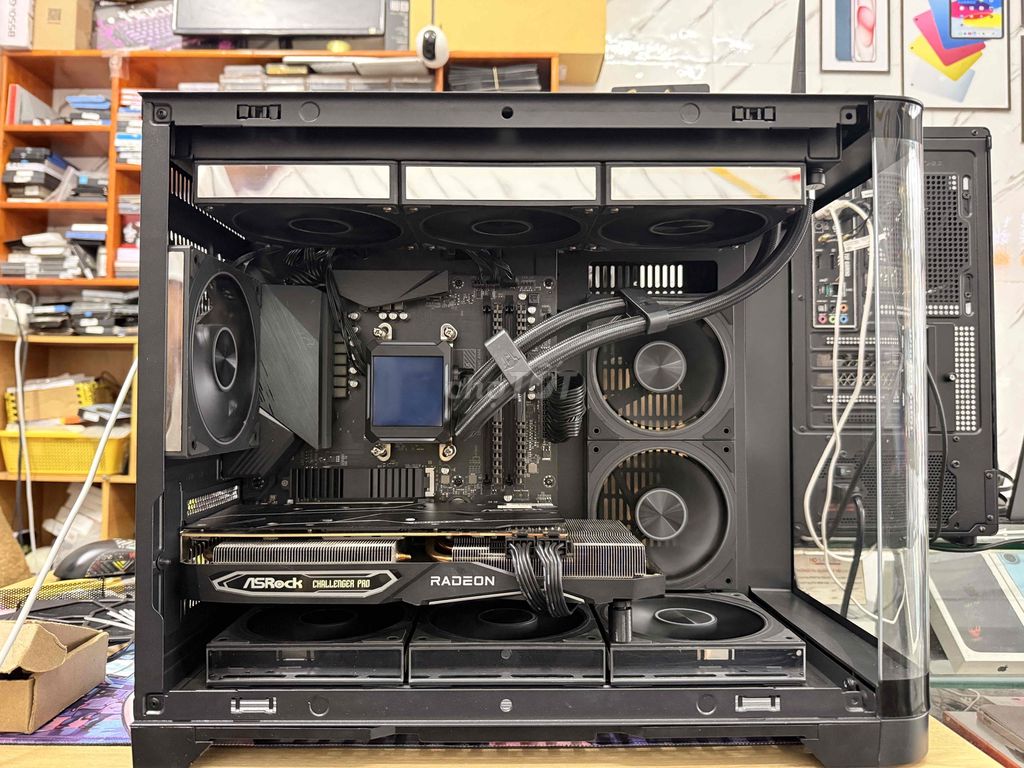 Фото 2: Корпус Ryzen 5 5500x3d vga 6700xt - nvme 500G