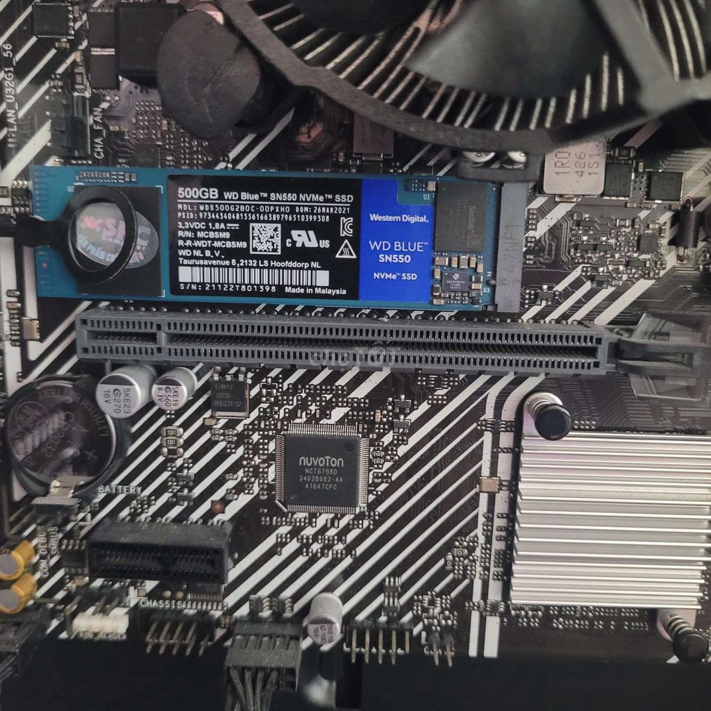 Фото 2: ASUS Core i5-10400 16GB/500GB SSD