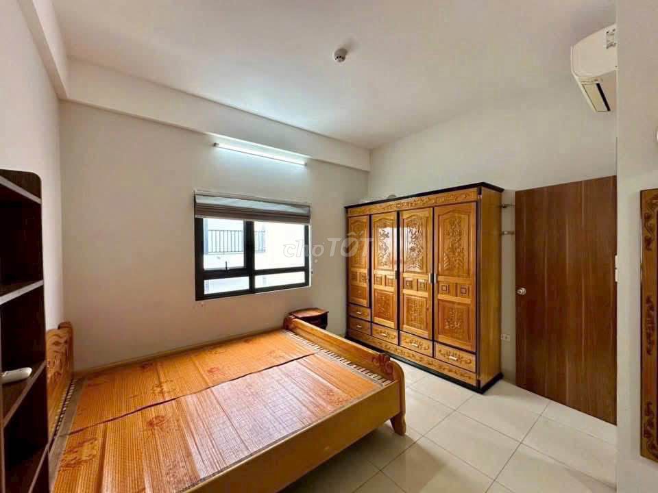 Фото 3: Квартира Thủy Lợi (Hyco4), Nguyễn Xí — свободная квартира с 3 спальнями, с мебелью, цена 15,5 млн