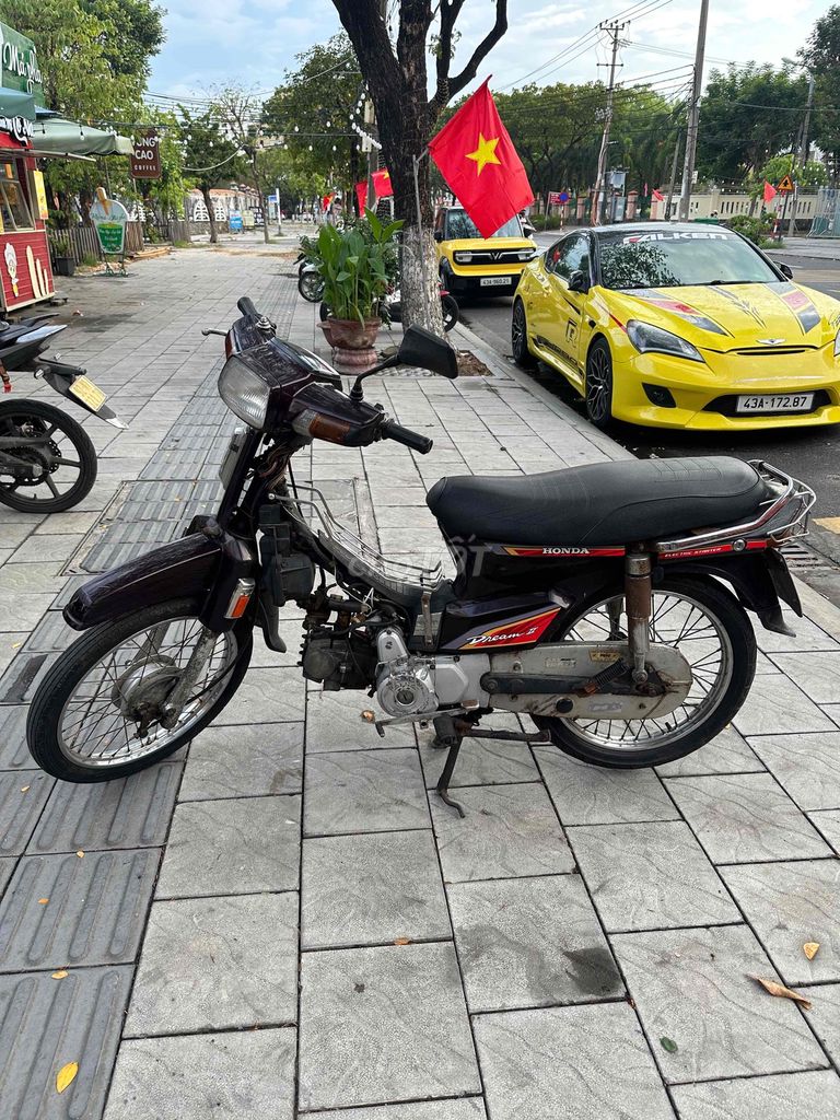 Фото 3: Honda Dream Hàn Quốc