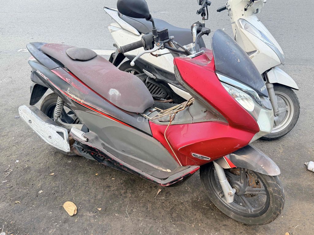 Фото 2: Запчасти Honda PCX