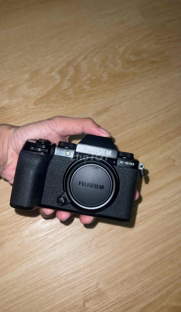 Фото 3: Фотоаппарат Fujifilm X-S10 черный APS-C