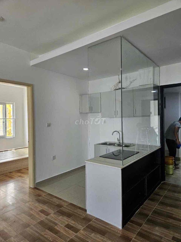 Фото 3: УГЛОВАЯ КВАРТИРА TÂN BÌNH APARTMENT – 70М² – ВИД НА АЭРОПОРТ