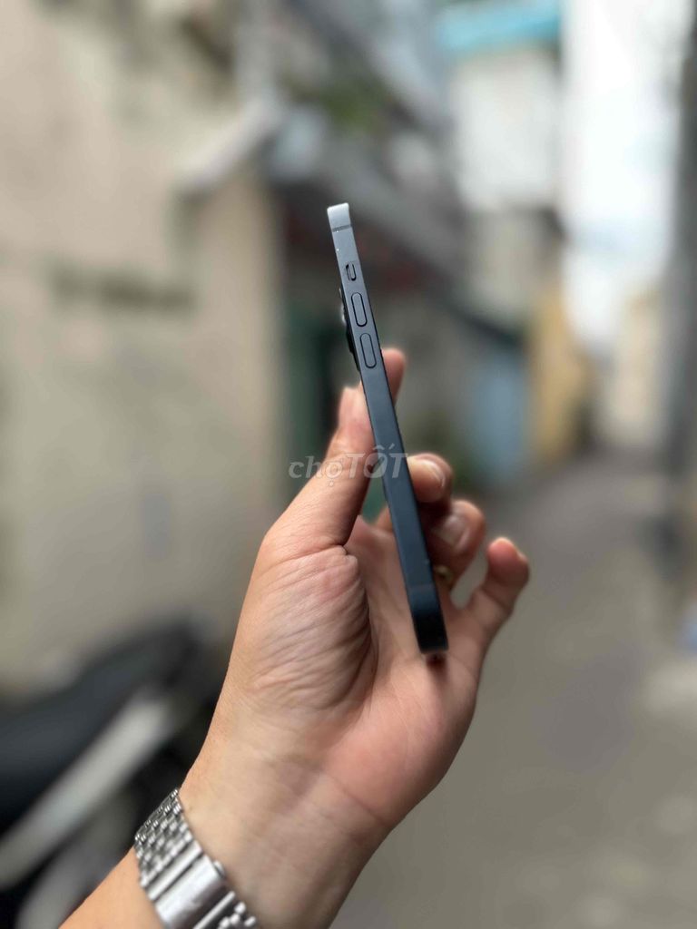 Apple iPhone 14 128GB Черный 98.5%
