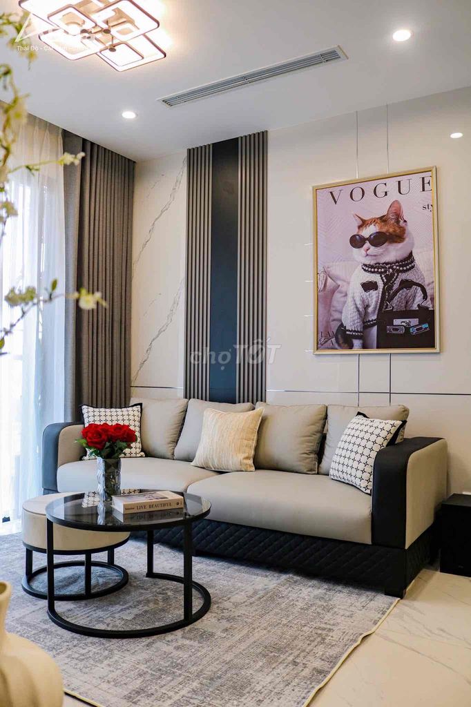 Сдам в аренду квартиру 1 спальня 52 м² Vinhomes Golden River Bason Q1