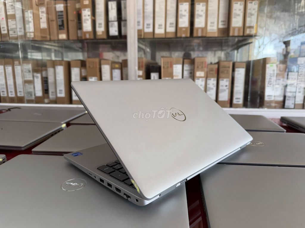 Фото 2: Dell Precision 3560 i7 1185G7 15.6 inch 8GB/256GB