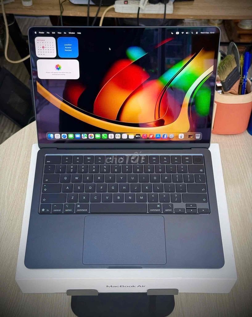 Фото 2: Apple MacBook Air 15 M4 15 дюймов 16GB/256GB серый
