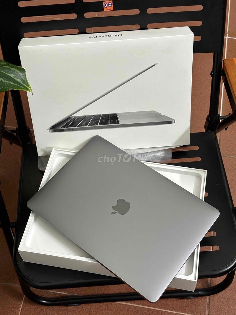 MacBook Pro 13 inch i5 8GB/128GB 2017 99%