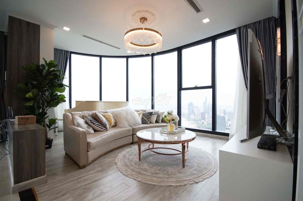 Фото 2: Сдается квартира 3 спальни 126 м² Vinhomes Golden River Bason, район 1