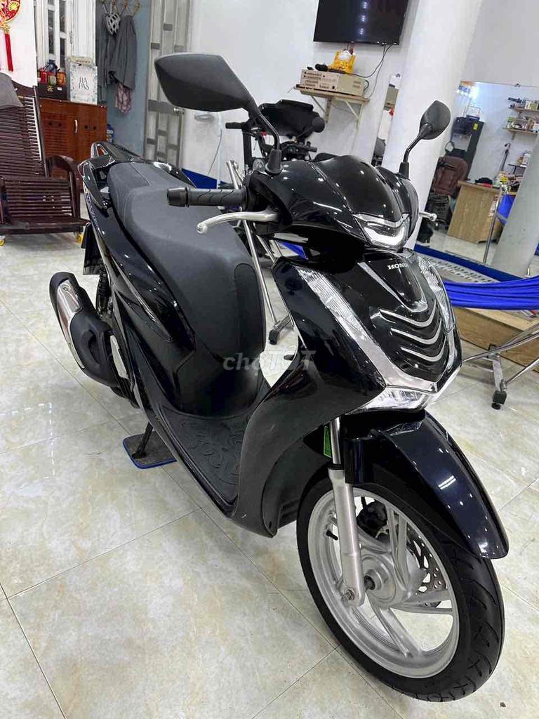 Фото 2: Honda SH 125 CBS 2022 Черный