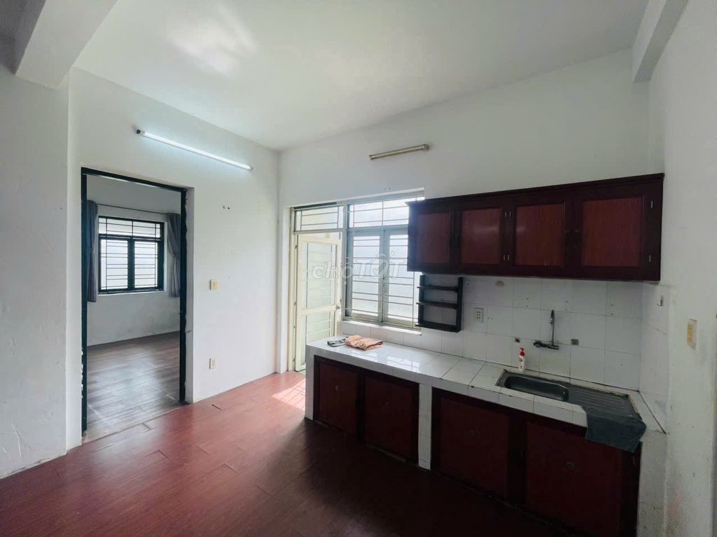 Фото 3: Продажа квартиры K26 DƯƠNG QUẢNG HÀM 83м² 2 спальни