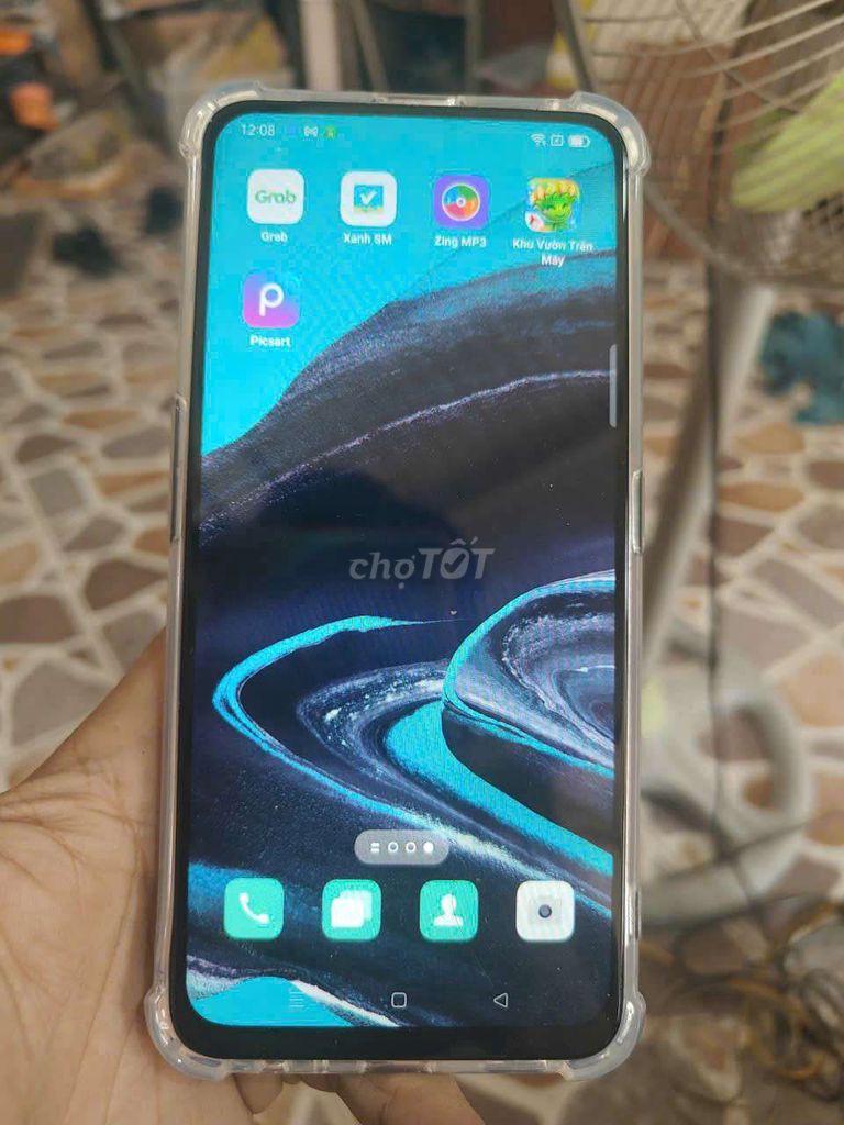 Фото 3: Телефон Oppo Reno 2F, 8+5/128 ГБ