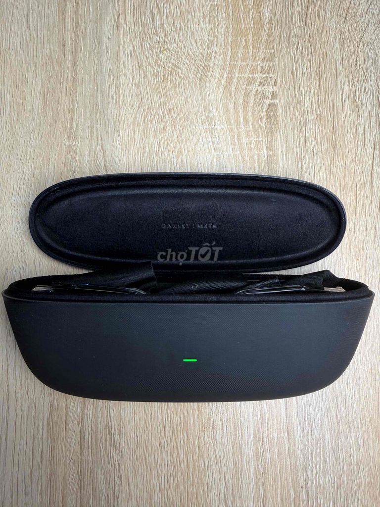 Фото 2: Умные очки Oakley Meta Gen2 Transitions Grey