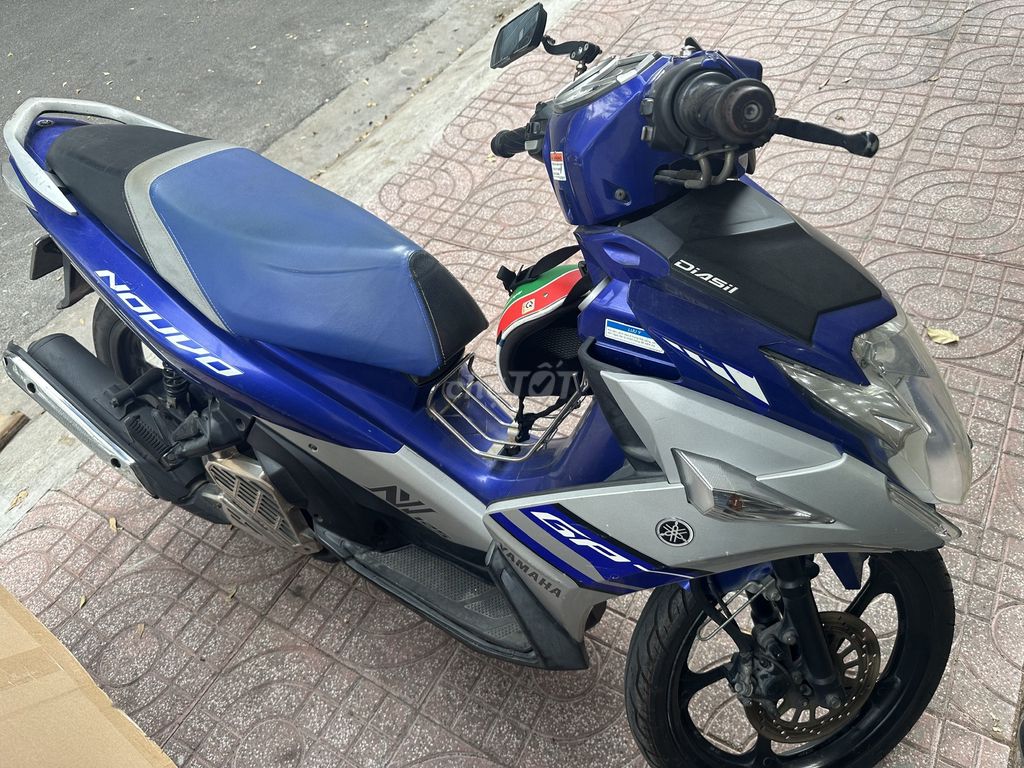 Yamaha Novo сине-серебристый