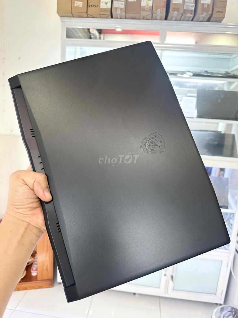 Фото 2: MSI Katana GF66 i7-11800H 16GB/512GB RTX 3050