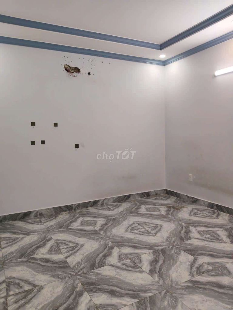 Фото 3: 🏠 Дом 1 этаж + 1 мансарда, 3 комнаты, подъезд для грузовиков, TMTX, Lê Thị Hà, Tân Xuân 🏠