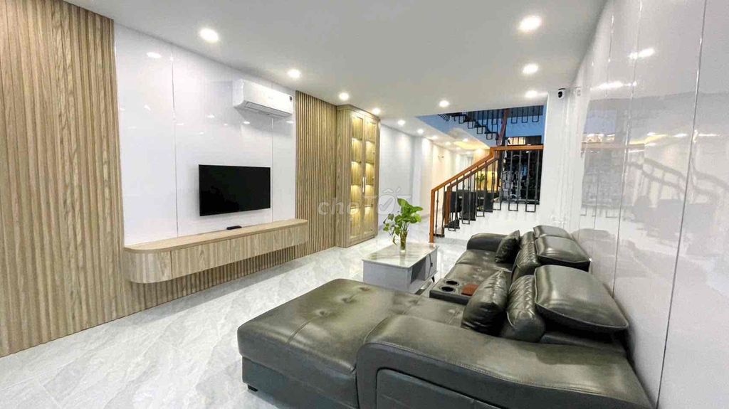 🏡 Сдается новый красивый дом, район Нячанг, всего 600 м до моря.